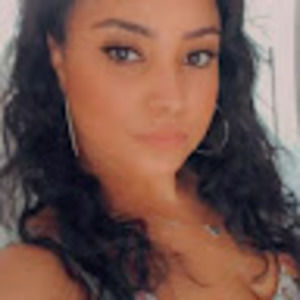 Meet your Posher, Adriana